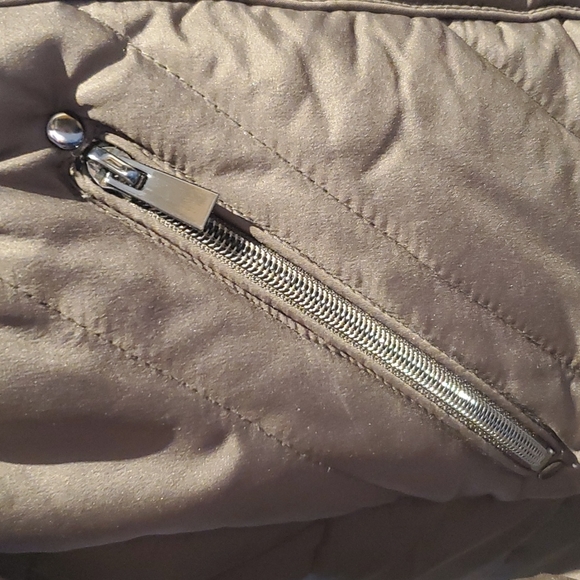 Women's d.e.t.a.i.l.s Hooded Jacket - Picture 4 of 14